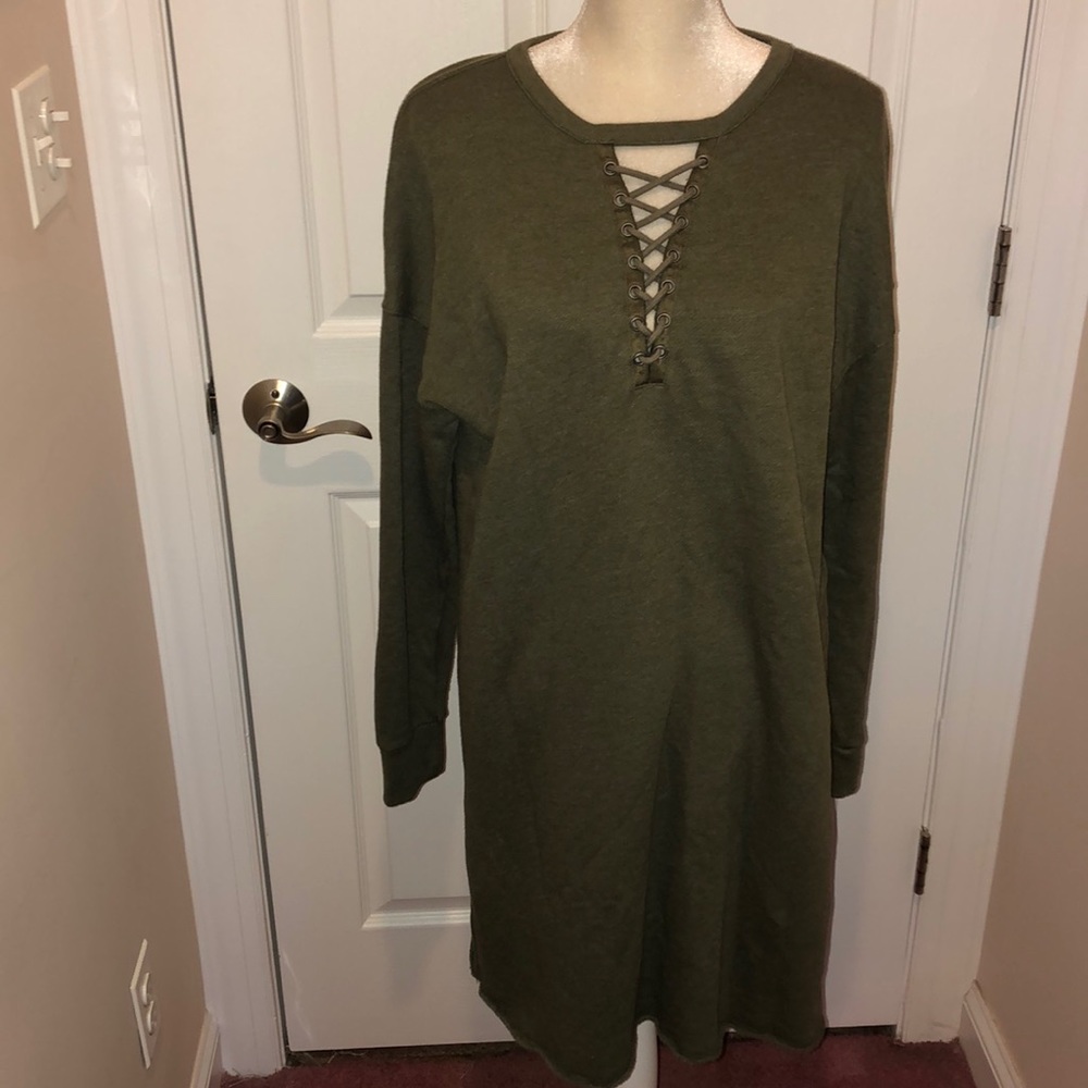 Adorable AEO sweater dress, size XL